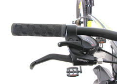 Kross Maximus Pro 26T Mountain Bike – 21-Speed Shimano Tourney Drivetrain, TIG-Welded Steel Frame, Suspension Fork, Dual Disc Brakes, 2.40” Wide Tyres & Alloy Double-Wall Rims (Glossy Black)