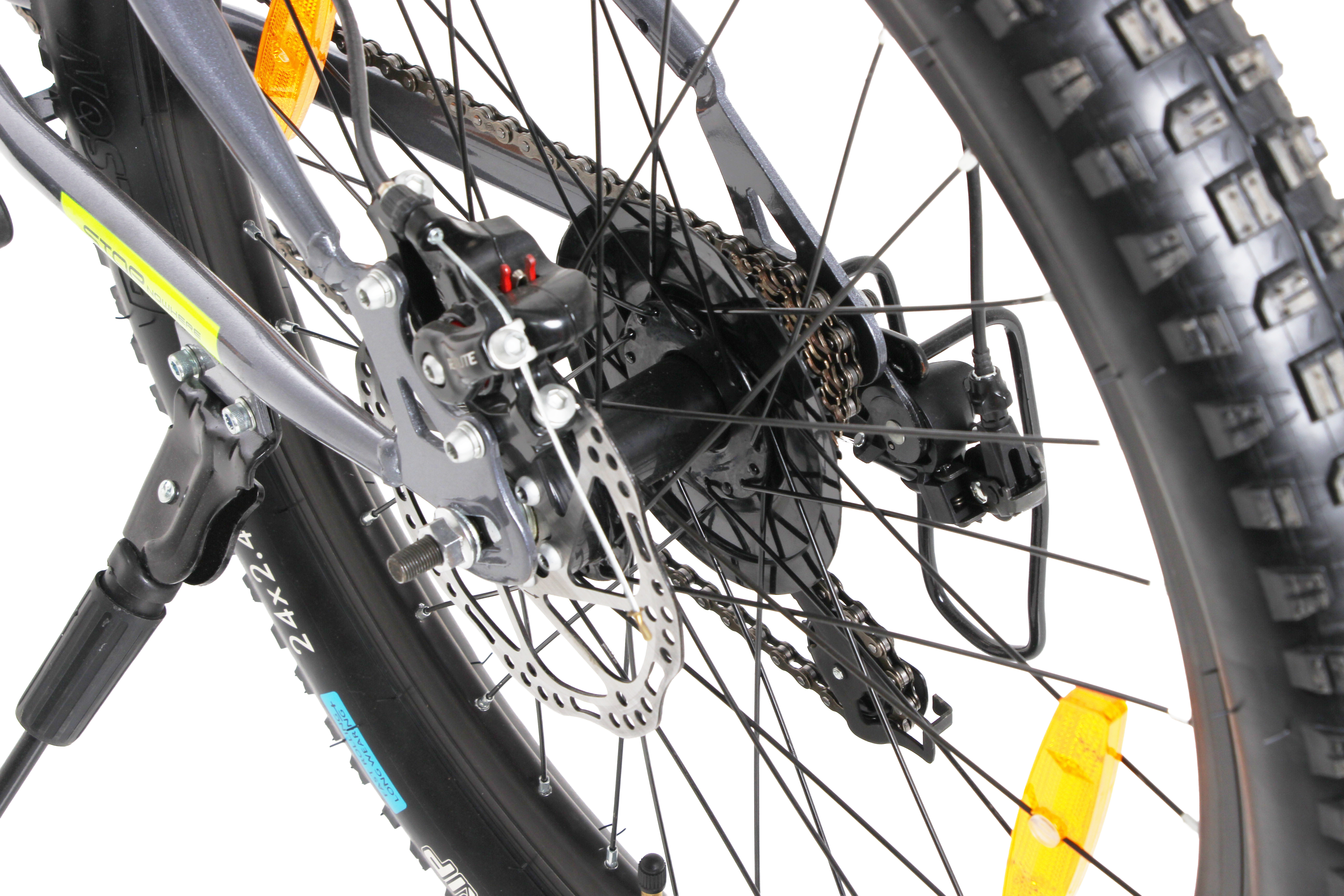 KROSS Maximus Pro 24T 21-Speed MTB with Suspension Fork, Dual Disc Brakes, Alloy Stem, Wide Tyres & Double-Wall Rims (Grey)